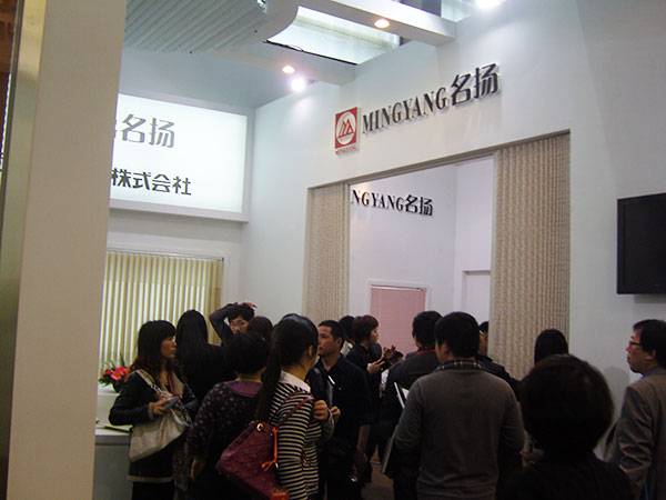 金鳳凰窗簾品種多樣，是不錯的選擇！
